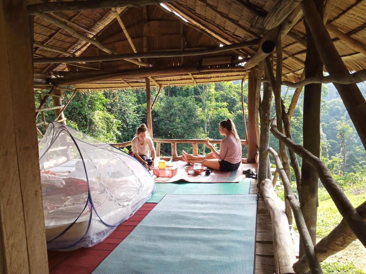 Orangutantreksumatra & Lovely Jungle Lodge Only Book If You Are Treking With Us Bukit Lawang Chambre photo
