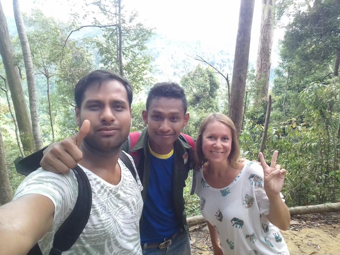 Orangutantreksumatra & Lovely Jungle Lodge Only Book If You Are Treking With Us Bukit Lawang Chambre photo